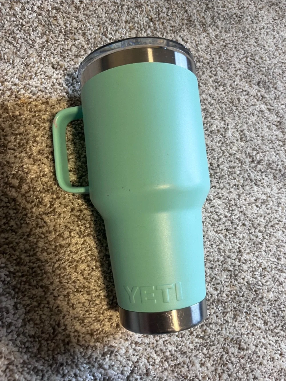 YETI Rambler 30 oz Travel Mug Seafoam Handle Tumbler with Lid Insulated